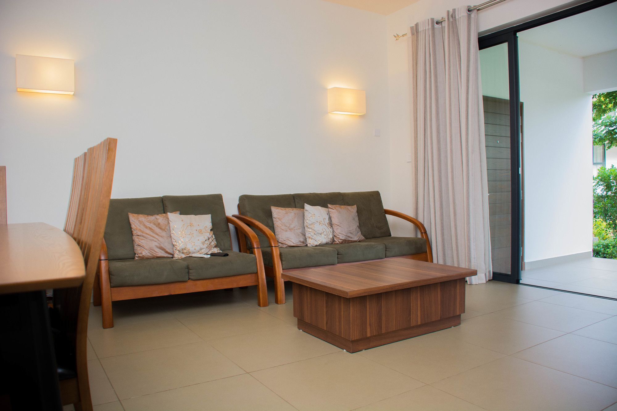 Apartment Azuri Roches Noires Exterior foto
