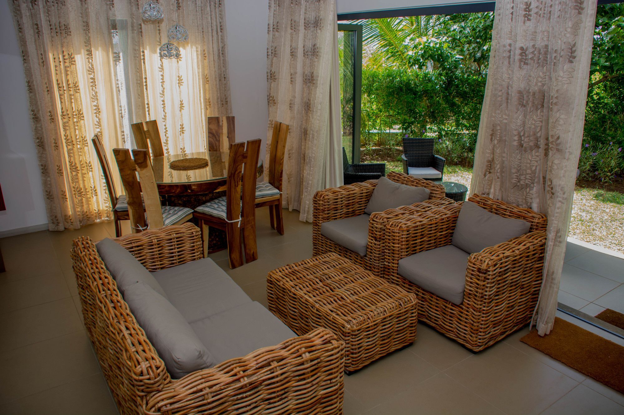 Apartment Azuri Roches Noires Exterior foto