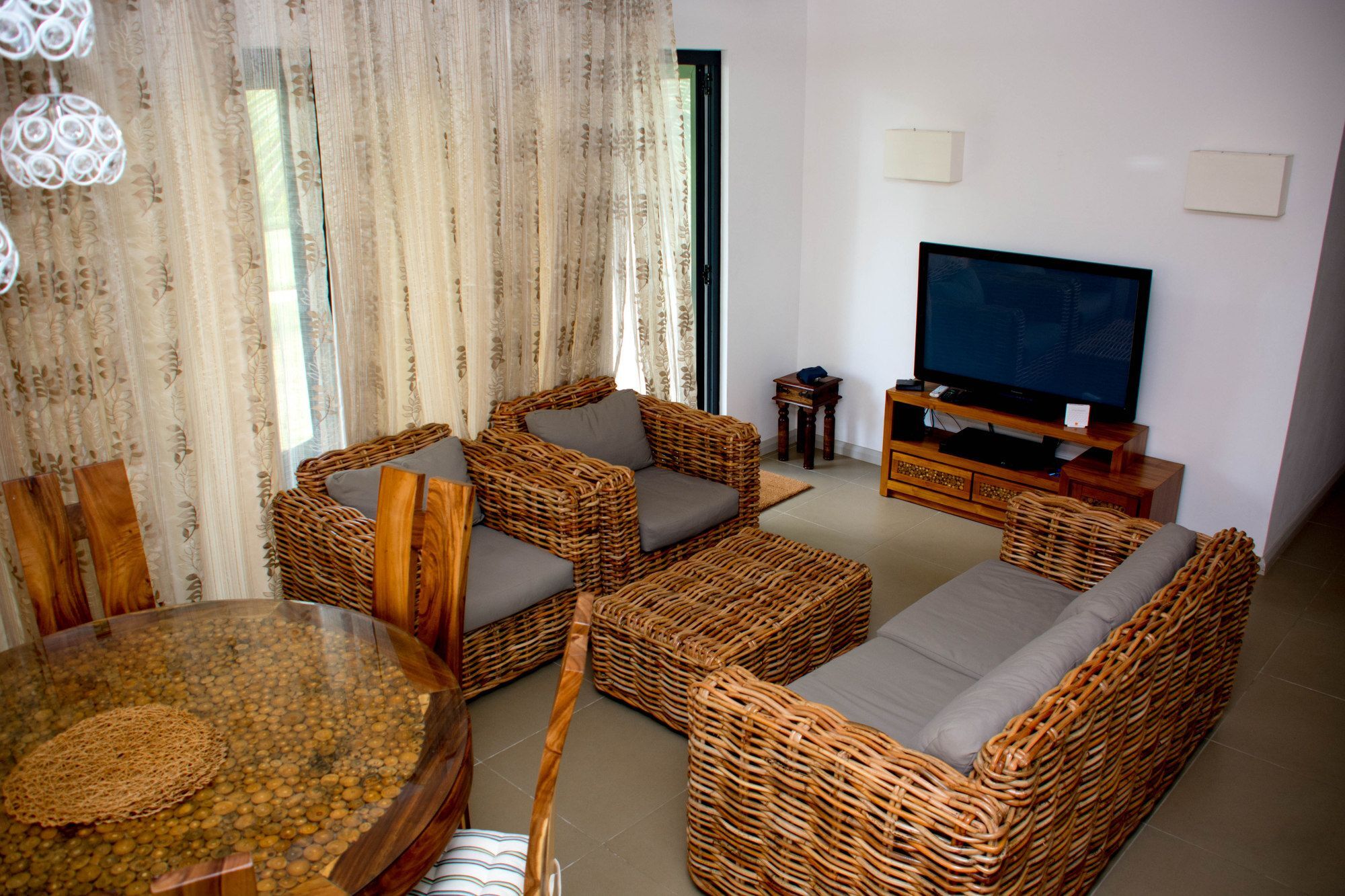 Apartment Azuri Roches Noires Exterior foto